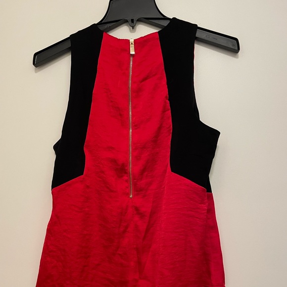 Vince Camuto red and black top small - Picture 4 of 5